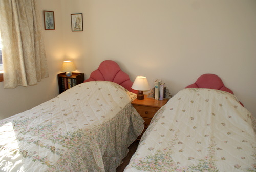 Downstairs twin bedroom, Hill View Self Catering, Shiskine, Isle of Arran
